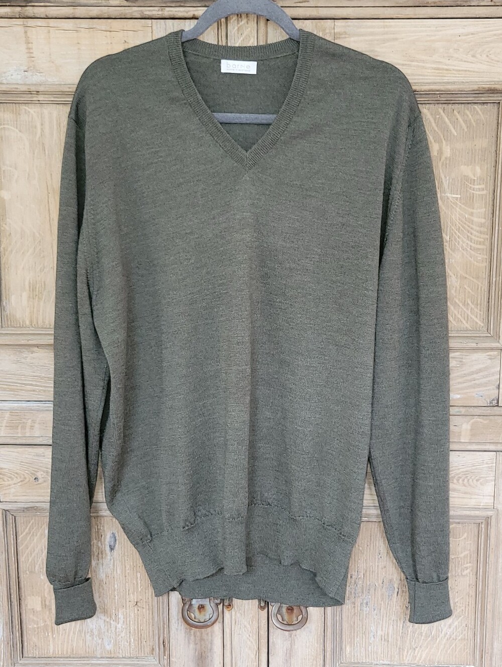 Vintage Barrie Scotland 100% Pure New Wool V-Neck Sweater Green Size 46 XXL